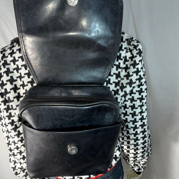 Vintage ASHTON USA Black Leather Mini Backpack | 90s Minimalist Made in USA - Picture 9 of 15